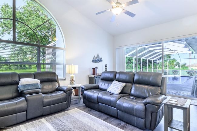 27406 Tierra Del Fuego Cir, House other with 4 bedrooms, 4 bathrooms and null parking in PUNTA GORDA FL | Image 24