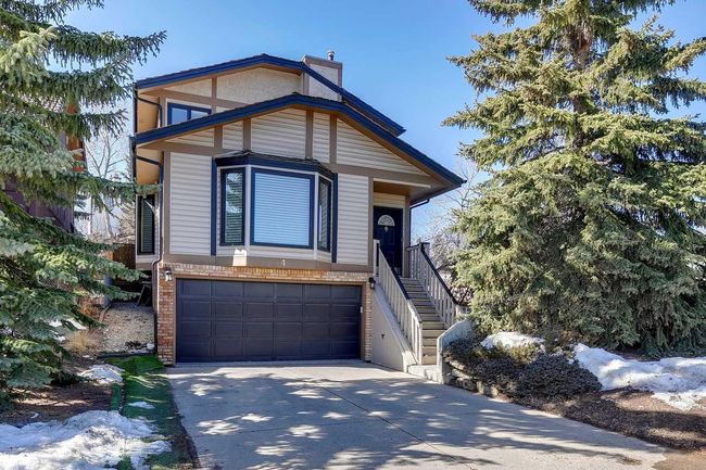 4 Strathwood Bay Sw, Home with 3 bedrooms, 2 bathrooms and 4 parking in Calgary AB | Image 44