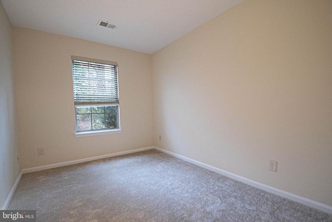 APT-101 - 12009 Golf Ridge Ct, Condo with 3 bedrooms, 2 bathrooms and null parking in FAIRFAX VA | Image 36