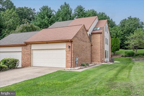 10 Bowie Dr, WILMINGTON, DE, 19808-4364 | Card Image