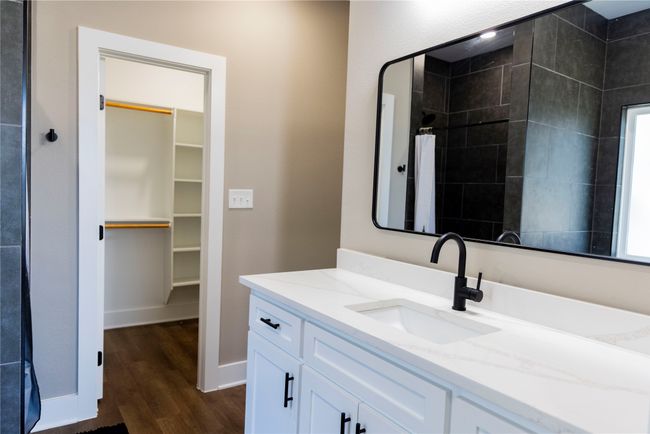 111 Vaughn Meadows Dr, House other with 4 bedrooms, 2 bathrooms and null parking in Tom Bean TX | Image 13