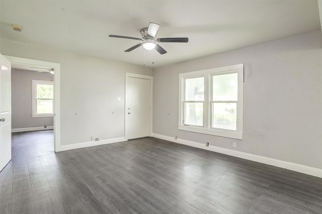 4717 Breezy Hill St, House other with 2 bedrooms, 1 bathrooms and null parking in Midlothian TX | Image 6