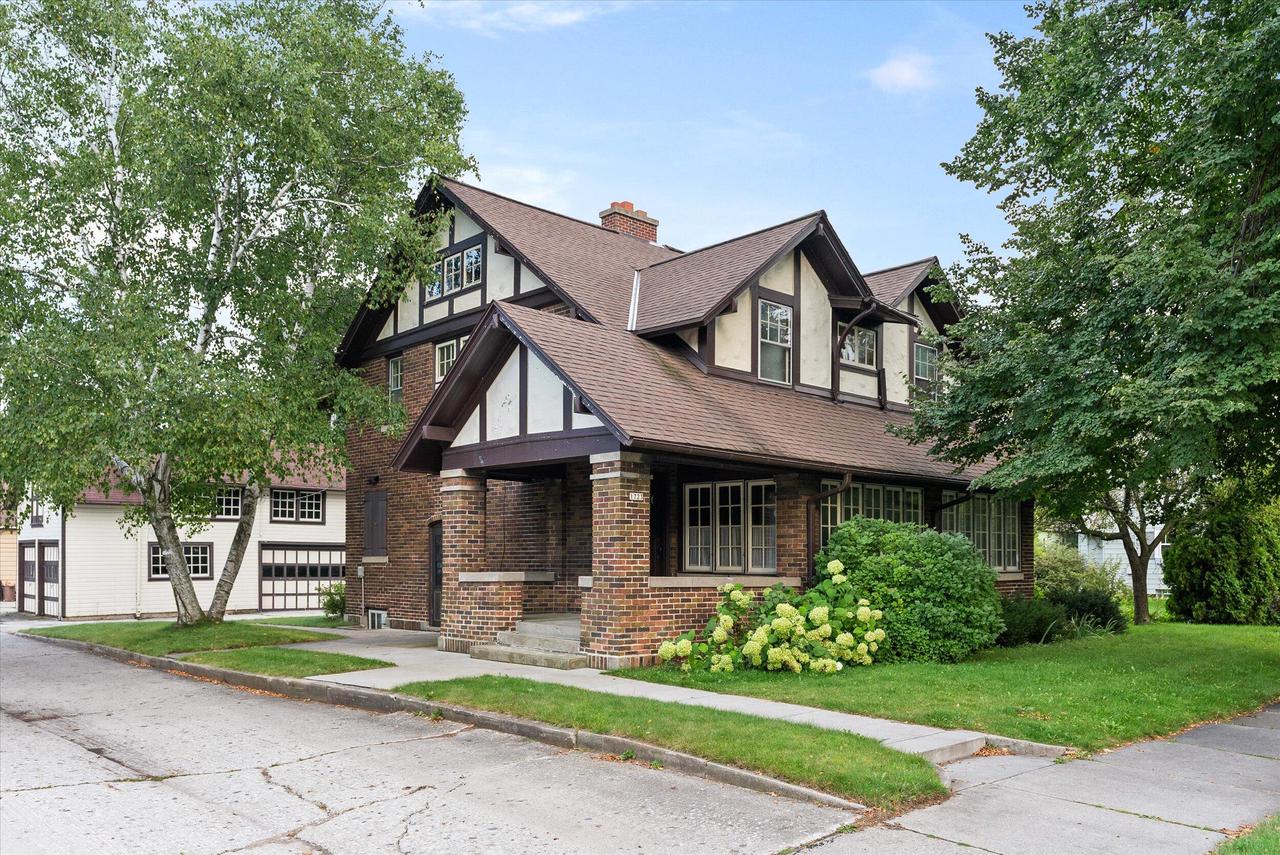 3rd St, Sheboygan, WI 53081
