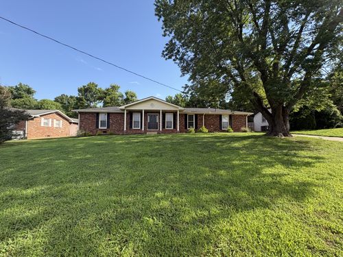 529 Des Moines Dr, Hermitage, TN, 37076-1404 | Card Image