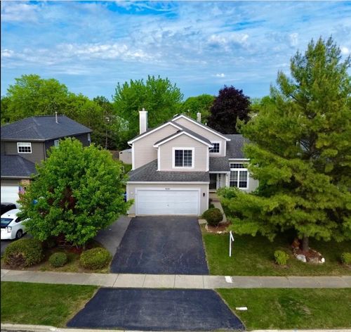 7681 Mendocino Dr, Gurnee, IL, 60031-5123 | Card Image