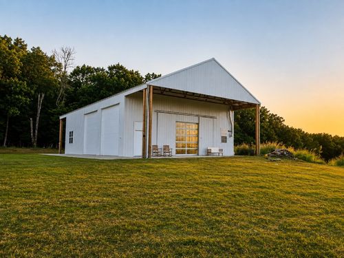 2901 Black Ranch Rd, Lead Hill, AR, 72644-8836 | Card Image