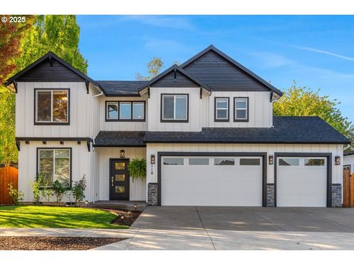 110 W Oxford St, Newberg, OR, 97132-6066 | Card Image