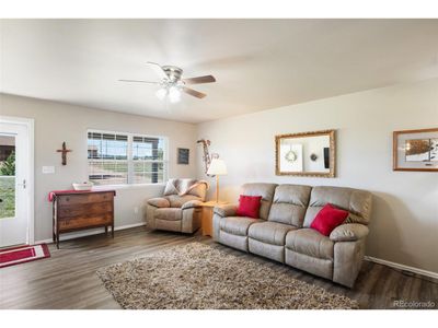 17 Garfield Cir, House other with 3 bedrooms, 1 bathrooms and null parking in Florissant CO | Image 3