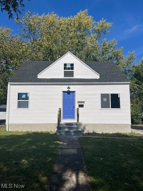 19819 Harvard Ave, Warrensville Heights, OH, 44122-6873 | Card Image