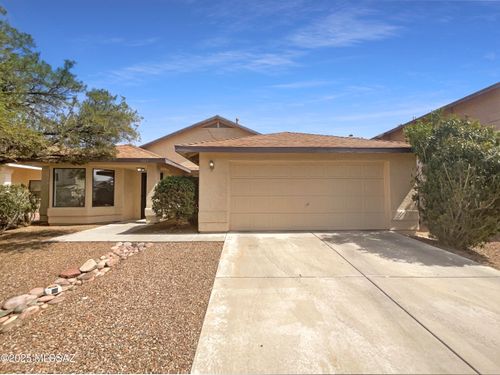 5007 W Hurston Drive, Tucson, AZ, 85742 | Card Image