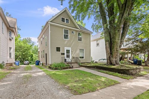 1120 Kirkwood Blvd, Davenport, IA, 52803-4135 | Card Image