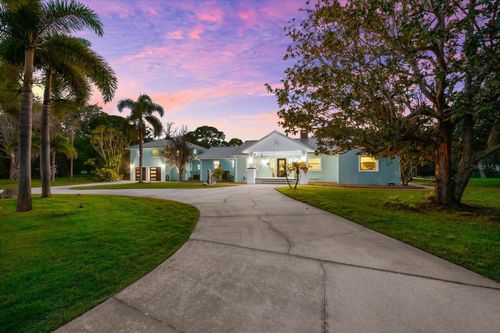 768 Seminole Blvd, TARPON SPRINGS, FL, 34689-2435 | Card Image