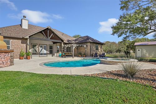 9006 Water Buck Ln, Conroe, TX, 77303-5002 | Card Image