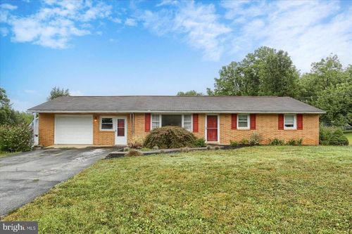 37 Warrington Rd, DILLSBURG, PA, 17019-9306 | Card Image
