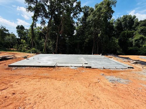1905 Sandfort Rd, Phenix City, AL, 36869-6833 | Card Image