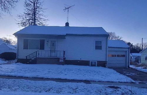 218 N 6th St, Howells, NE, 68641-4035 | Card Image