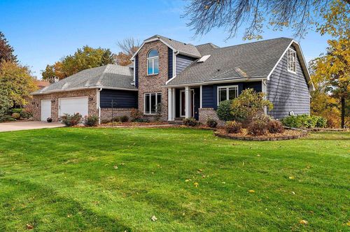 63 Fox Point Drive, LITTLE CHUTE, WI, 54911 | Card Image