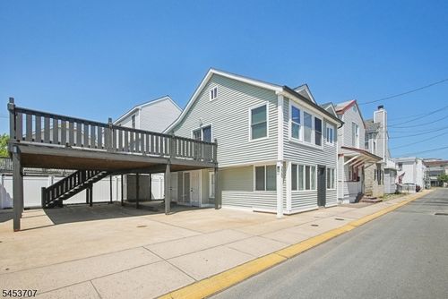 220 Bay Ter, Seaside Heights, NJ, 08751-2412 | Card Image