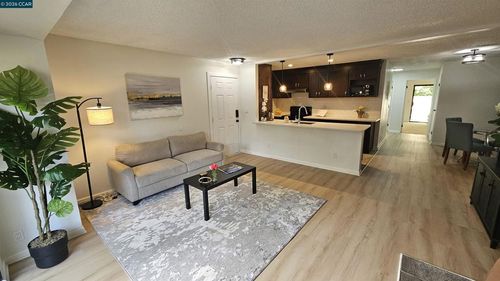 3764 Via Verdi, Richmond, CA, 94803-2791 | Card Image