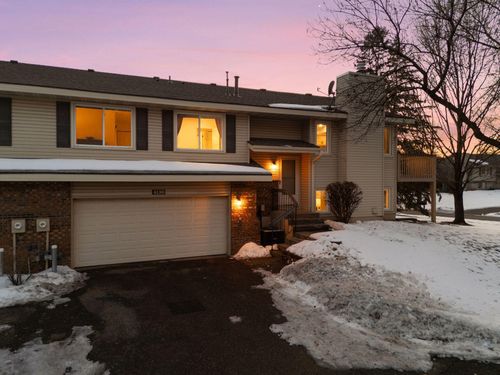 4136 Goldenrod Ln N, Plymouth, MN, 55441-1238 | Card Image