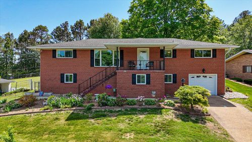 4022 Belvoir Pines Dr, Chattanooga, TN, 37412-2020 | Card Image