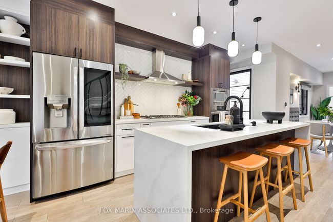 954 Logan Ave, House attached with 4 bedrooms, 4 bathrooms and 2 parking in Toronto ON | Image 6