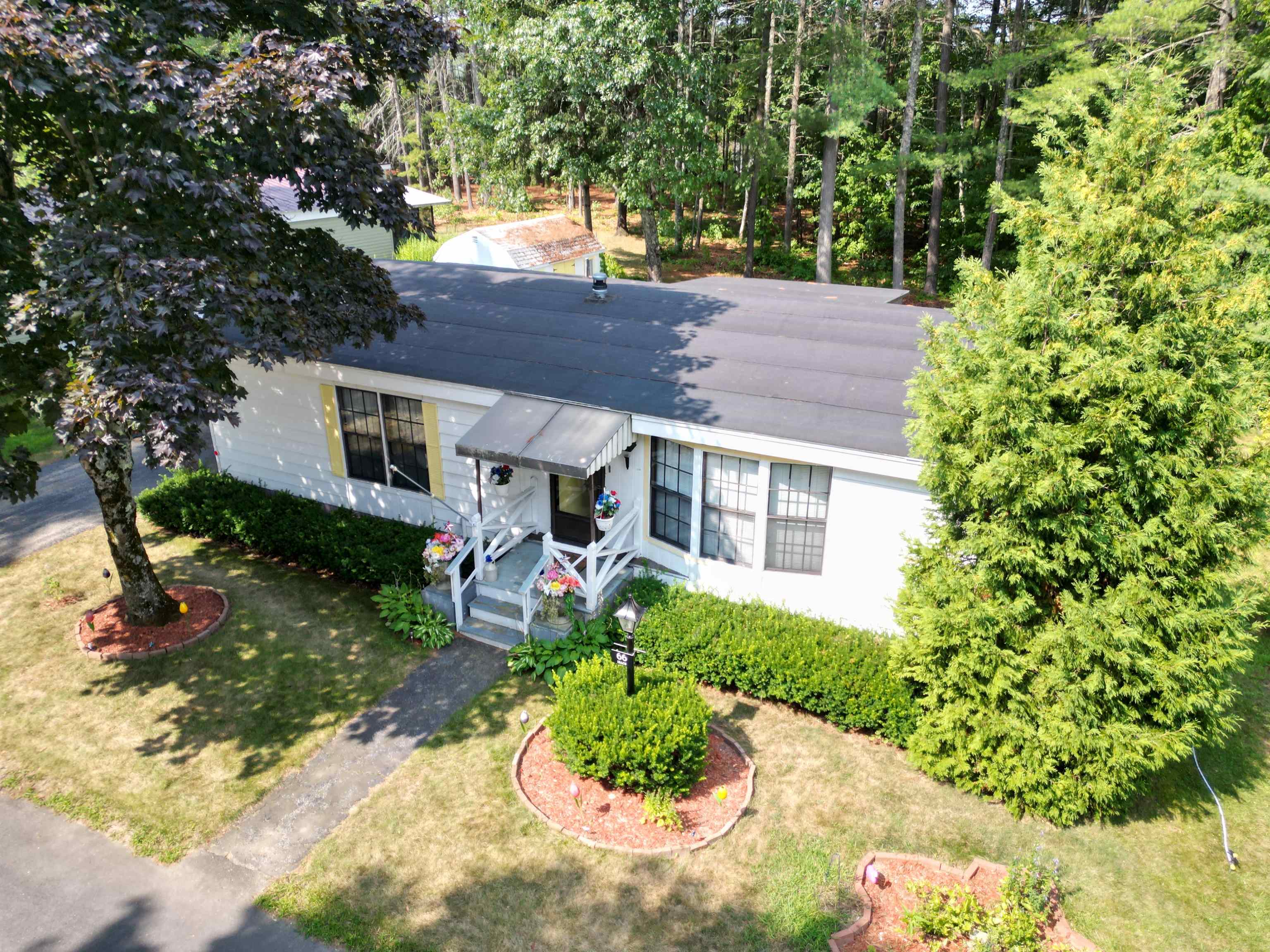 Country Way, Goffstown, NH 03045