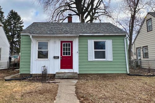 3207 Homestead Ave, Davenport, IA, 52802-2611 | Card Image