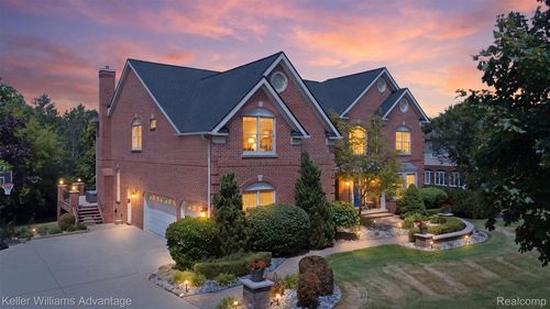 50162 Hidden Point Dr, Northville, MI, 48168-6855 | Card Image