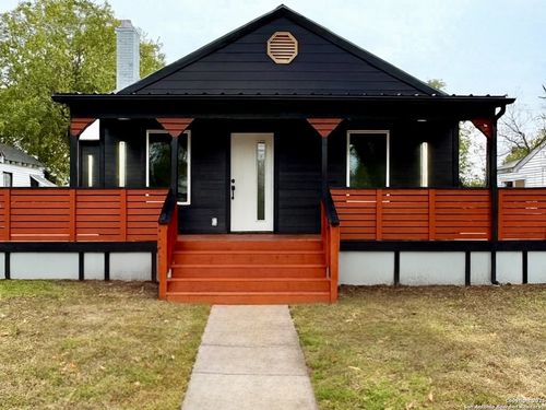 1614 Steves Ave, San Antonio, TX, 78210-5033 | Card Image