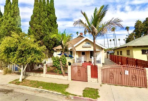 2129 W 30th Street W, Los Angeles, CA, 90018 | Card Image