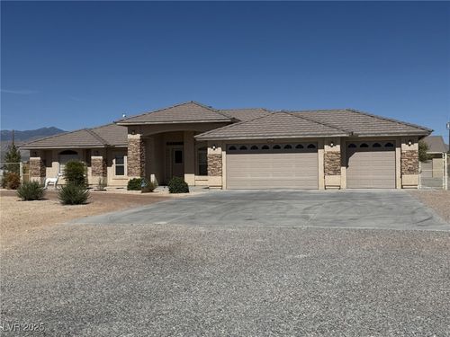 3471 Unicorn Ave, Pahrump, NV, 89048-6308 | Card Image