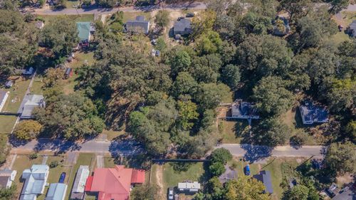 232 Oak St, Gloverville, SC, 29828-2039 | Card Image