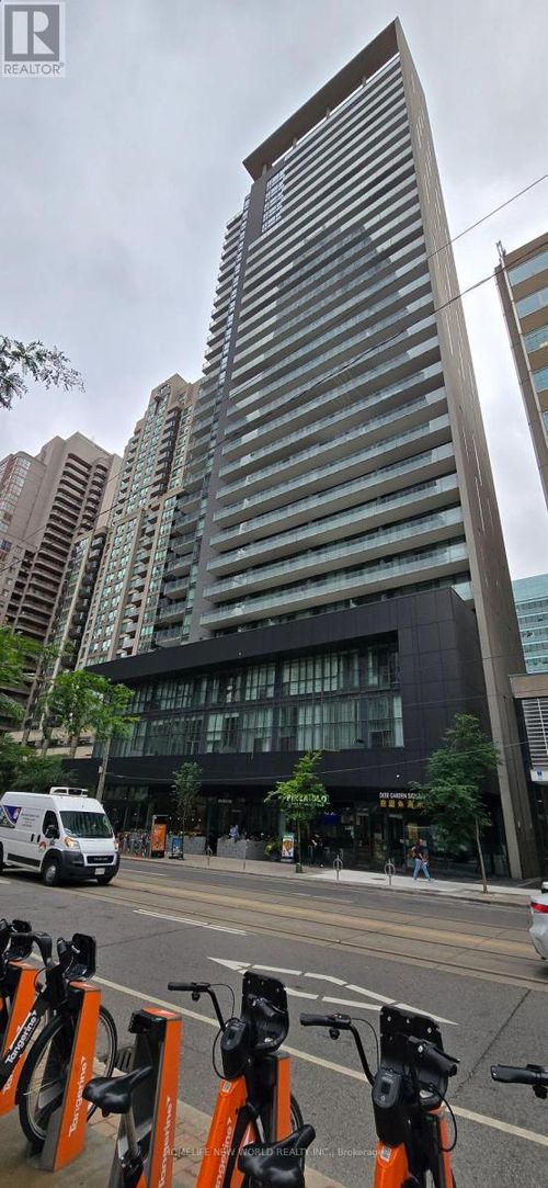 2208-770 Bay St, Toronto, ON, M5G0A6 | Card Image