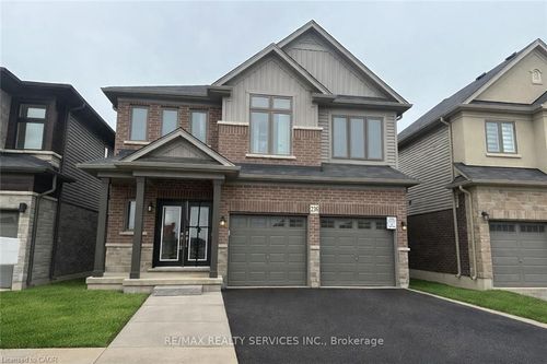 236 Longboat Run W, Brantford, ON, N3T0X1 | Card Image