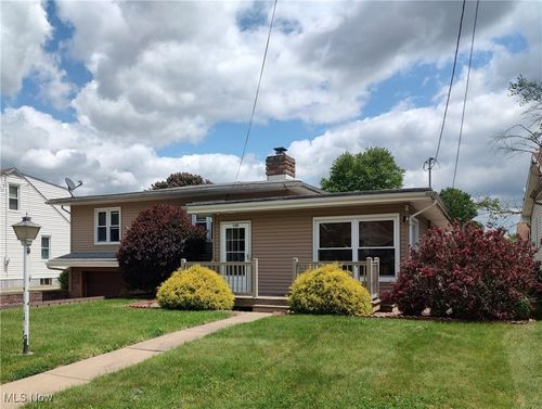 120 N Mckinley Avenue, Waynesburg, OH, 44688 | Card Image