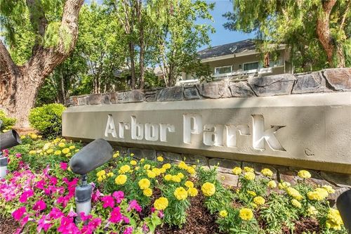 99-23963 Arroyo Park Dr, Valencia, CA, 91355-4463 | Card Image