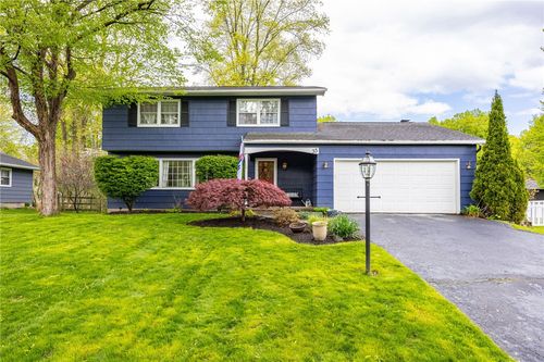 35 Stony Brook Ln, Fairport, NY, 14450-9351 | Card Image