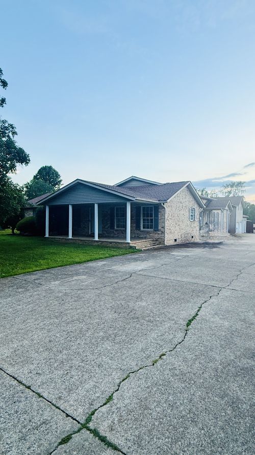 3034 Fieldview Dr, Murfreesboro, TN, 37128-5704 | Card Image
