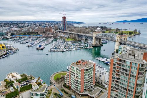 902-1500 Howe St, Vancouver, BC, V6Z2N1 | Card Image