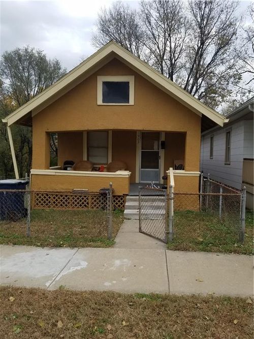 1905 Kansas Ave, Kansas City, MO, 64127-3165 | Card Image