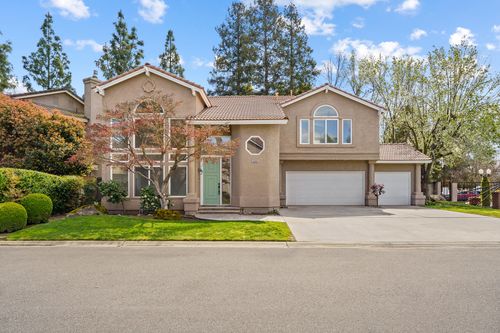 2669 E Sean Ave, Fresno, CA, 93720-0305 | Card Image