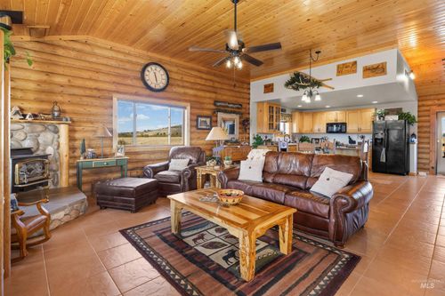 111 Deer Flats Ln, Grangeville, ID, 83530-7002 | Card Image