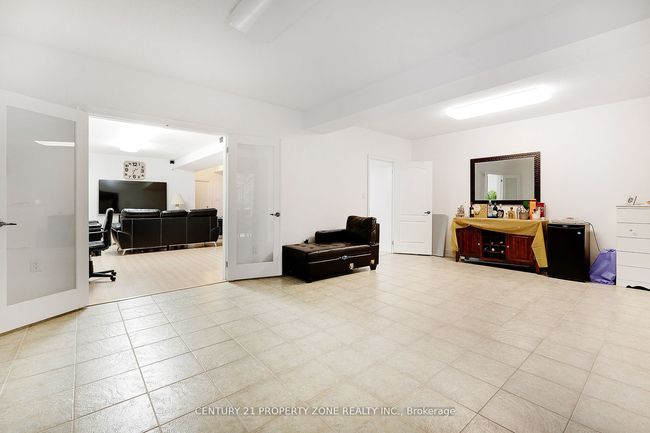 9 Haywood Dr, House other with 6 bedrooms, 5 bathrooms and 4 parking in Brampton ON | Image 34