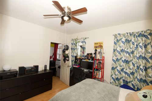 10416 124th St, South Richmond Hill, NY, 11419-2902 | Card Image