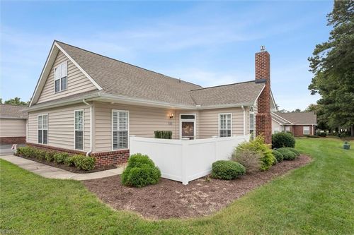 111 Hautz Way, Yorktown, VA, 23693-2990 | Card Image