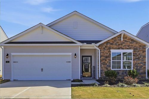 416 Bryson Blvd, Lexington, NC, 27295-9918 | Card Image