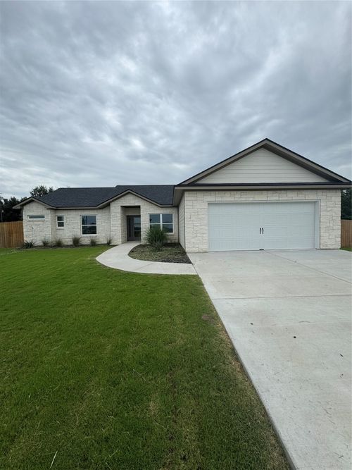 804 Guage Rd, Thorndale, TX, 76577-5538 | Card Image