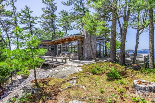 1 B151 Island, The Archipelago, ON, P2A1T4 | Card Image
