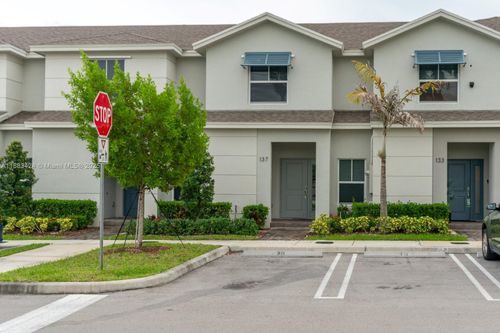 137 Ne 3rd Ct, Florida City, FL, 33034-2277 | Card Image